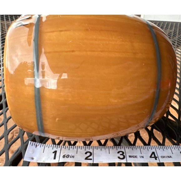 Agiftcorp Brand Pirate Rum w/Skull Ceramic Mug Glossy w/Handle 18 oz. - Picture 10 of 11